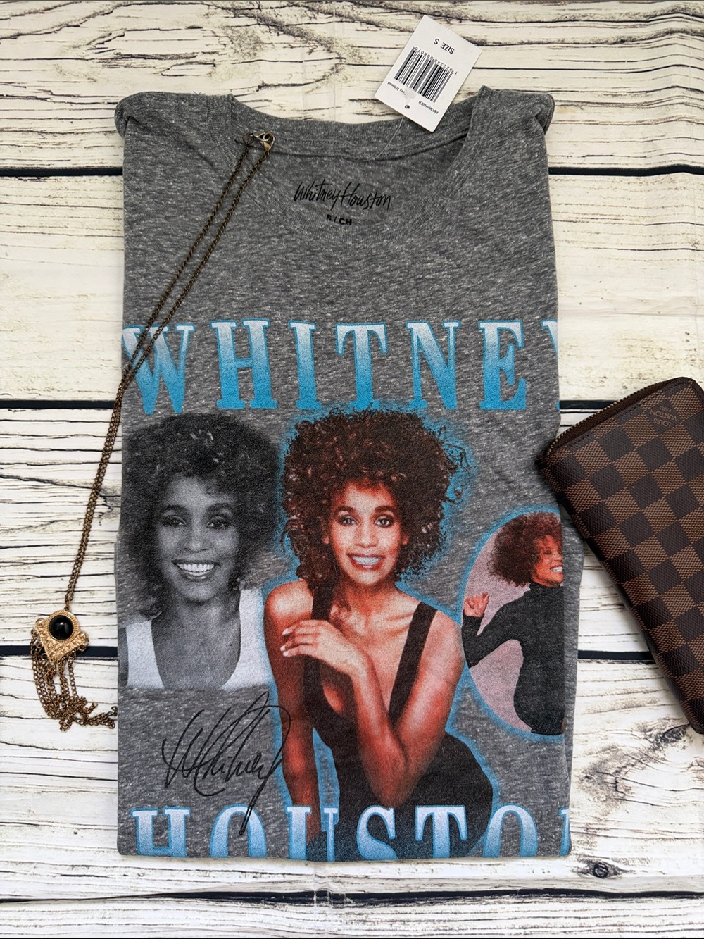♡ Whitney Houston Women’s Heathered Gray Graphic Tee - S